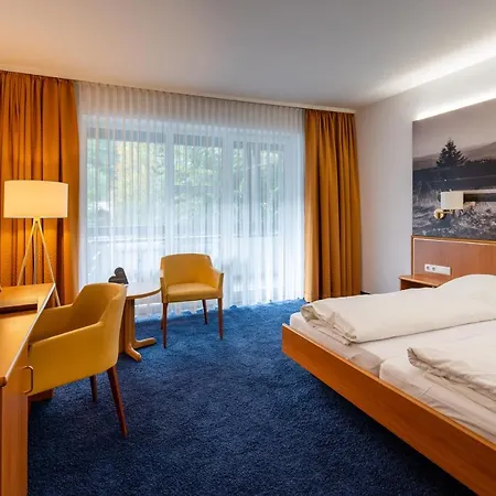 Hotel-gasthof Huettensteinach 松讷贝格