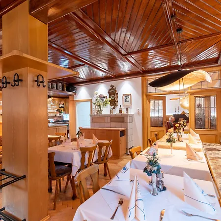 酒店 Hotel-gasthof Huettensteinach 3*