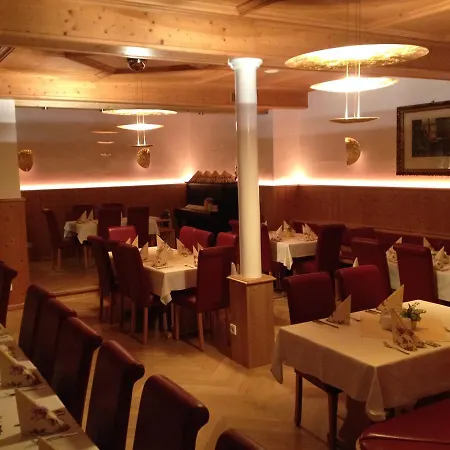 Hotel-gasthof Huettensteinach סונברג